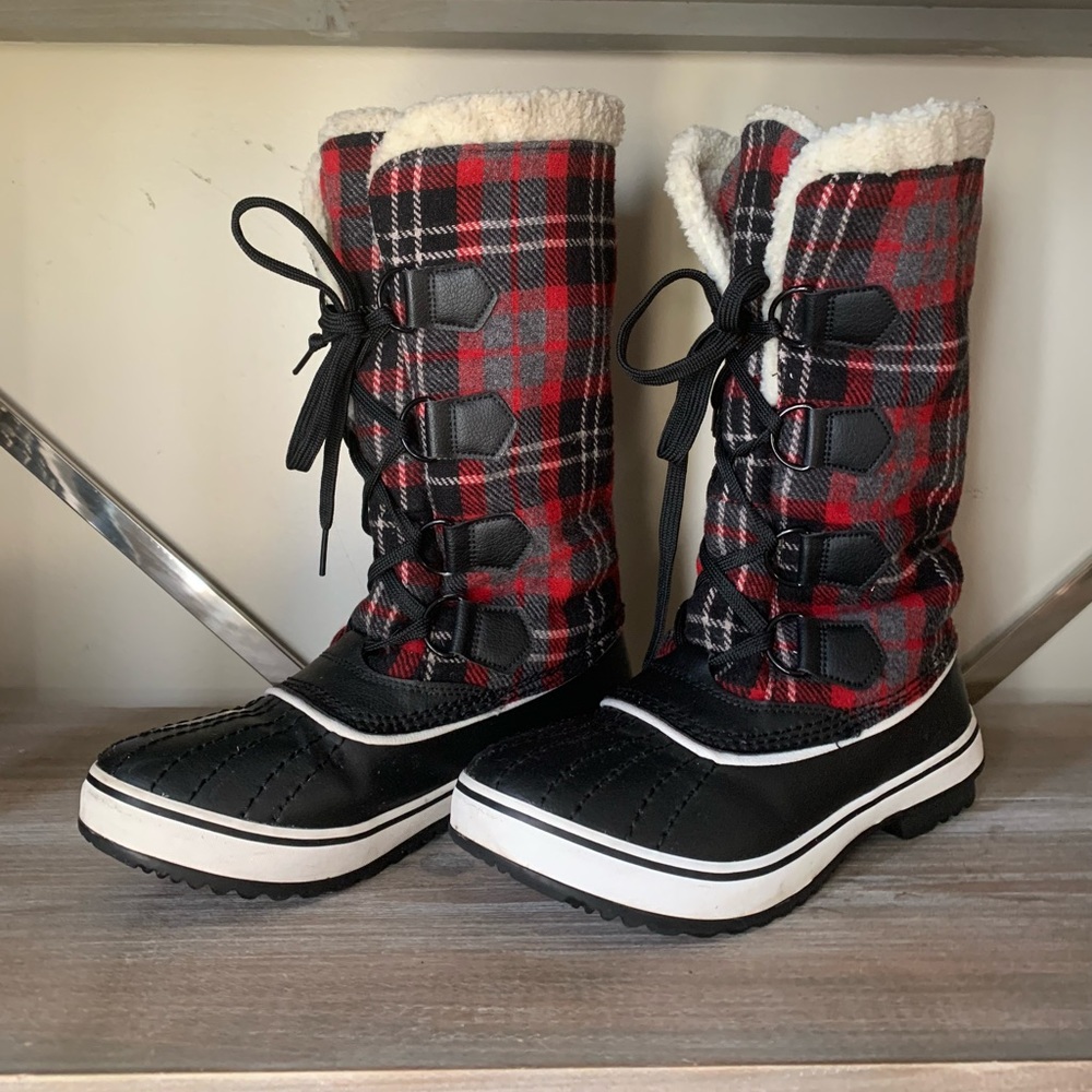 Skechers outdoor lifestyle winter boot (women)